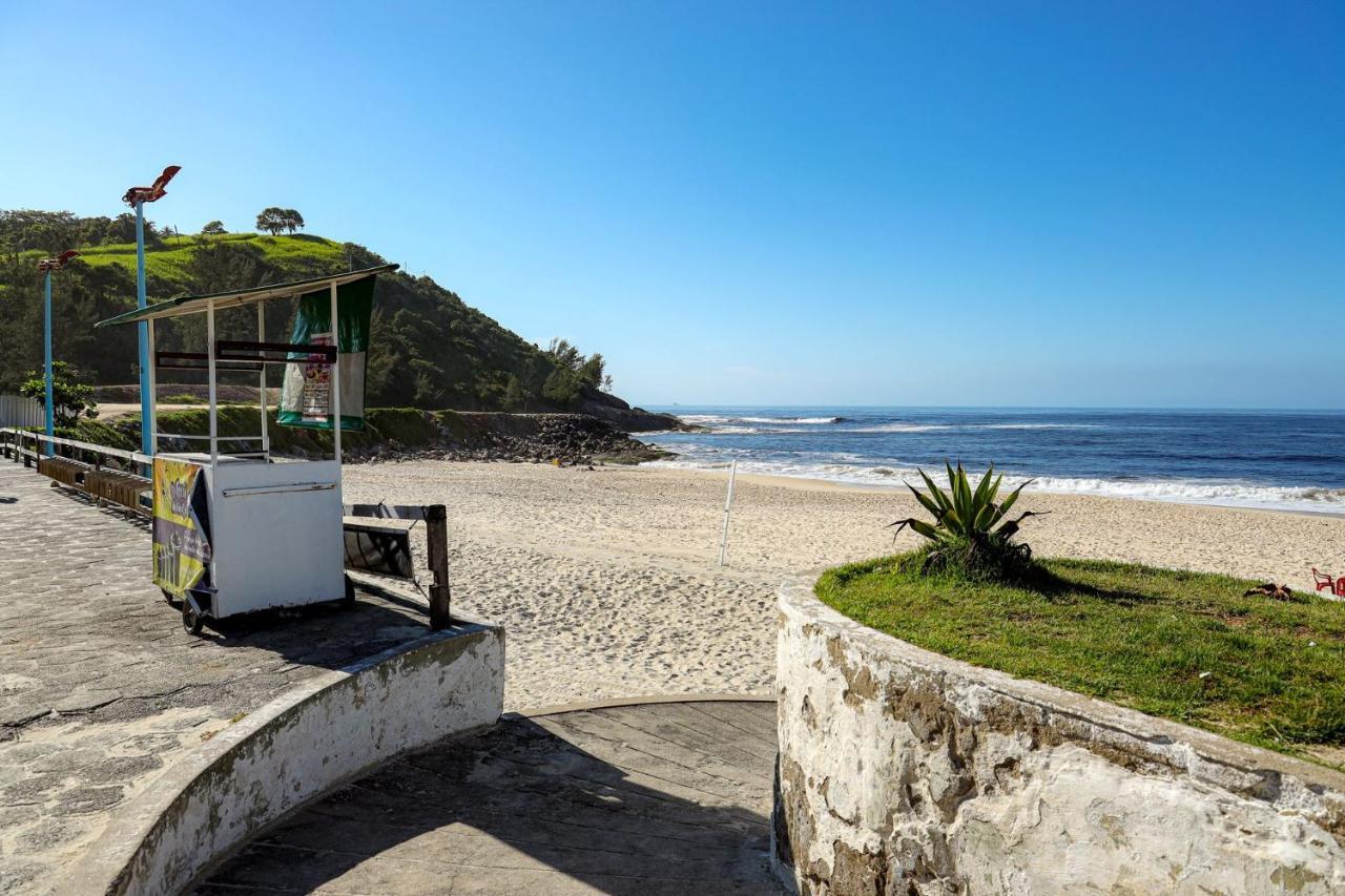 Apart A 450 Metros Da Praia De Ponta Negra Rj Jacone Luaran gambar